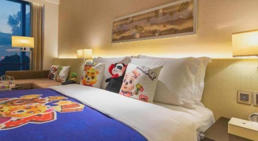 New World Guiyang Hotel Exterior photo